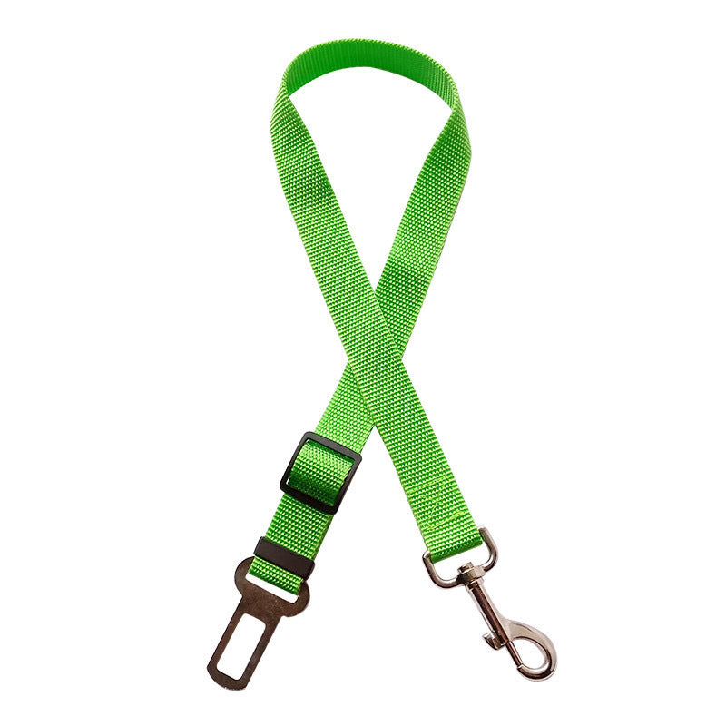 Safe & Snug: Adjustable Pet Car Seat Belt & Harness Clip for Dogs and Cats!